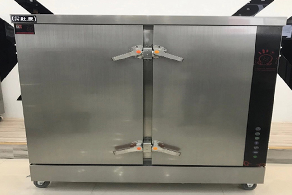 廚房冰柜公司：飯店廚房冰柜多久清理一次？